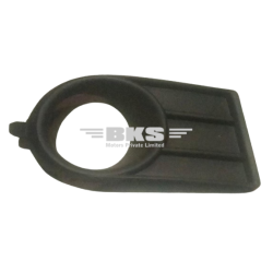 BEZEL,FRONT FOG LAMP,R-SWIFT 1ST GEN 2005-2008